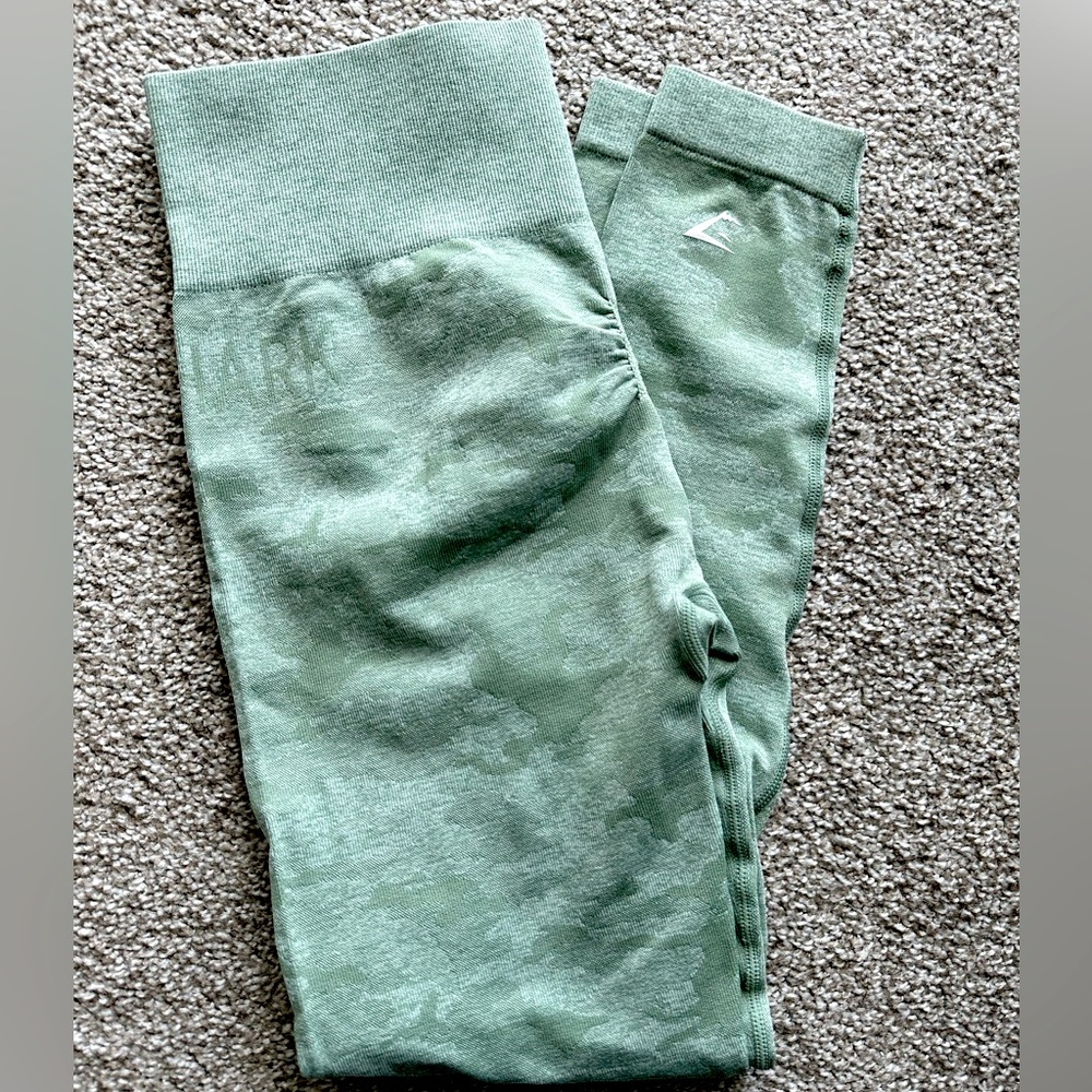 Gymshark leggings camo green size medium